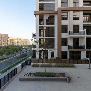 Almond Haven 2br, 2 Bath Retreat In Town Square Holiday home *
