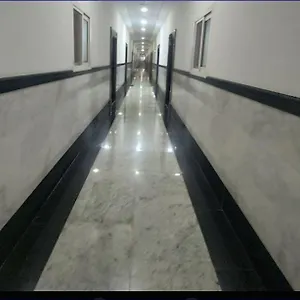 Apartment Paying Guest