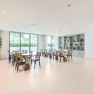 Luxury Beach Front 1br Dubai