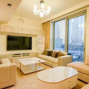 Daire Luxe - Stylish 2br Downtown Escape Dubai