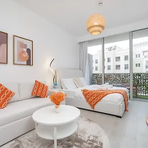 Apartment Bright & Modern In Jvc Dubai