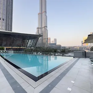Signature Series 1 Bedroom I Free Parking, Gym, Pool I Playstation 5 I By Skyline Serenity