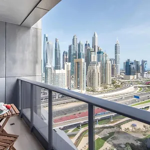 Apartment Frank Porter - Lakes Dubai