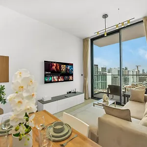 Stunning Brand New1br *