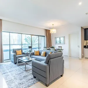 Spacious 1br - Balcony & Pool View - Capital Bay Appartement