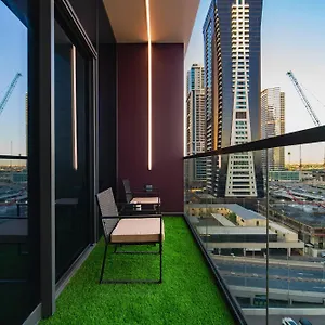Near Metro - Spacious 1br Jlt & Free Baby Gear دبي