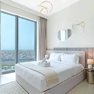 Apartment Sky-high Downtown 1br Steps From Burj Khalifa *
