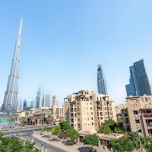 Downtown 2br With Iconic Burj Khalifa Views Dubai