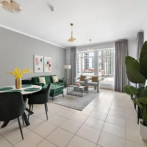 Stylish 1br In Downtown With - Burj Views