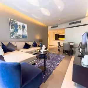 Stylish 2br In Business Bay * Dubai