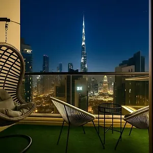 Διαμέρισμα Iconic 3br With Burj View,downtown,pool &dubai Mall *