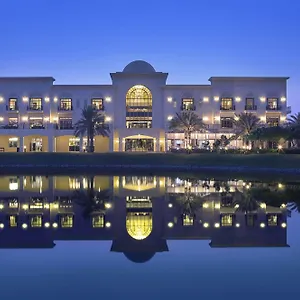 Address Montgomerie 5*