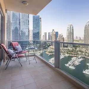 Frank Porter - Marina Tower Apartment *