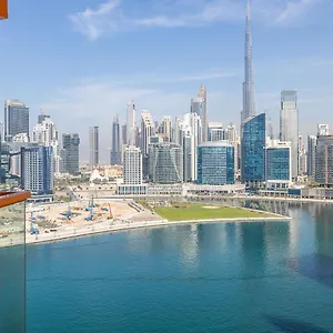 It Is A Great View At Night From Your Balcony And Even From Bed Apartment *