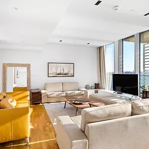Phenomenal 2br With Scenic Sea-view From Rooms! * Dubai