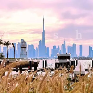 The Shrashi Suites, Creek Harbour - Paradise On The Island With Skyline & Burj Khaleefa View Holiday home
