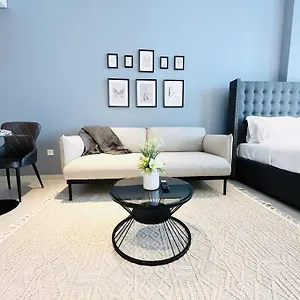 Luxurious Near Downtown With Canal View