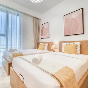 Unbeatable Chic 1br With Amazing Views By Deluxe Homes Apartment *