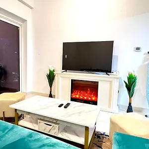 Elegant King Bed Brand New 1 Bhk Marina Bay *