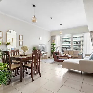 Stunning 1br In Al Majara 5 With Full Marina View Appartement *