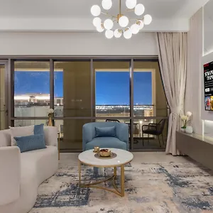 Apartment Deluxe 2br In Creek Harbour With Private Beach Access