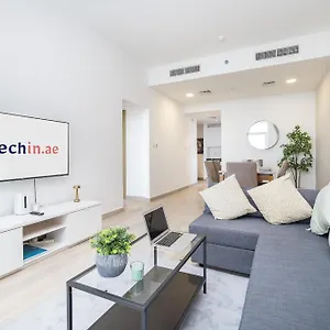 Beautiful Views From 30th Floor & 2bd & Peaceful & Spacious Apartment