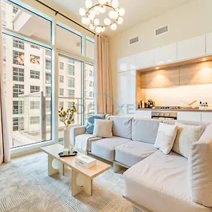 شقة Near Marina Canal 2br With Pool And Views Balcony, One, Marina By Deluxe Homes دبي