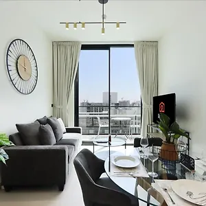 Livbnb-urban Getaway 1bhk With Jvc Skyline View Appartamento *