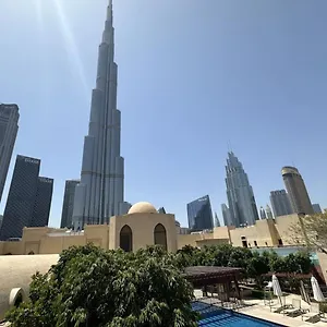 Burj Khalifa At Your Doorstep 1br In Souk Al Bahar Dubaï