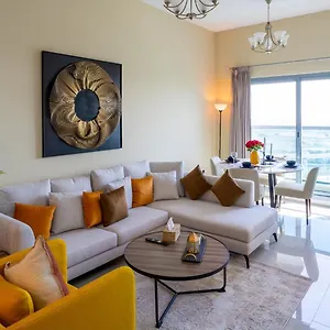 Appartamento Downtown 2bhk Family Retreat