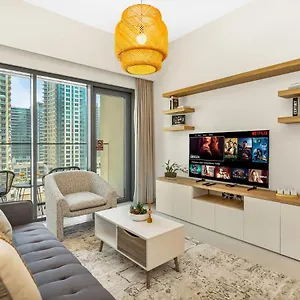 Appartamento Burj Royale 1 Bedroom 5 Min Walk To Burj Khalifa Dubai
