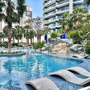 Appartamento First Class 2br Ultimate Luxury & Glam Escape Dubai