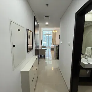 Cozy At Botanica Tower Marina By Gardenia Appartement