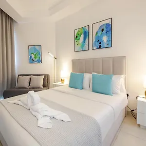 Breathtaking Views High Floor Near Metro Station Dubaj