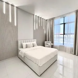 Al Manara Premium Luxe Sheikh Zayed View * 두바이