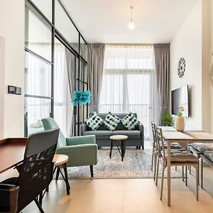 Fully-equipped 1-br In Hills Great Amenities Dubaj