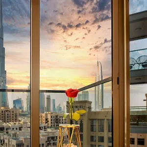 1br Deluxe - Direct Burj Khalifa View - Near Mall - Workspace - Free Parking Lejlighed