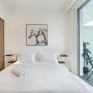 Brand New 1br Stunning View Emaar Beachfront * Dubai