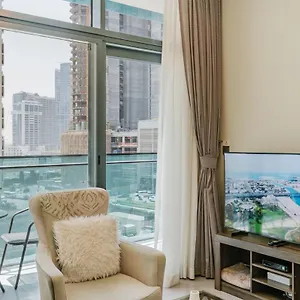 Rh- Elegant & Cozy 1br , Prime Location , Walk To Metro Station * Дубай