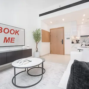Gorgeous 1 Bedroom In Binghatti House And Sleeps 4