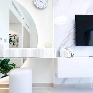 Luxury Living In Azizi Riviera L Cozy Balcony * Dubai