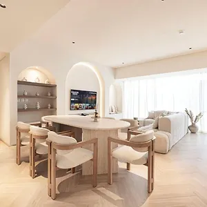 Seraya 2 - 4bdr - Including Amenities And Concierge * Dubai