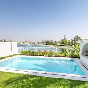 Luxury With Pool And Garden 4br The Springs بيت للعطل