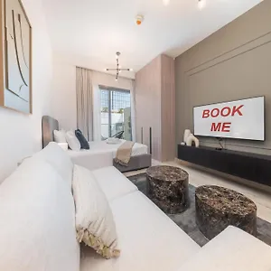 Апартаменты Elegant In Jvt Sleeps 3 With Balcony *