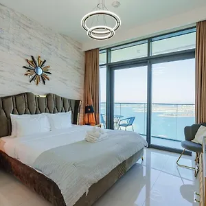 Sea View 2br In Vista 2 Dubai
