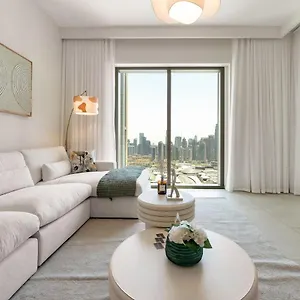 아파트 Luxury Burj & Fountain View 3 Bedroom *