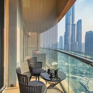 Lejlighed Luxurious Flat With Burj Khalifa Views