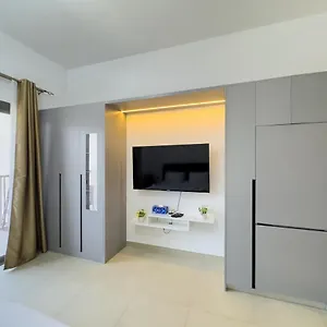 Stylish Fast Wi-fi 5 Min To Business Bay Dubai