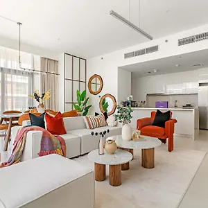 Silkhaus Luxurious 3br With Maid In Hills شقة