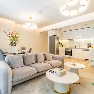 Trps - Ahad Residences, Business Bay - 1br Luxurious - Massive Balcony With Pool View 두바이
